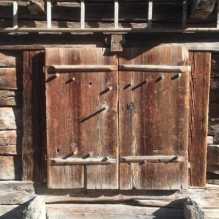 La Cabane De L'Homme Tranquille Le Tretien Buitenkant foto