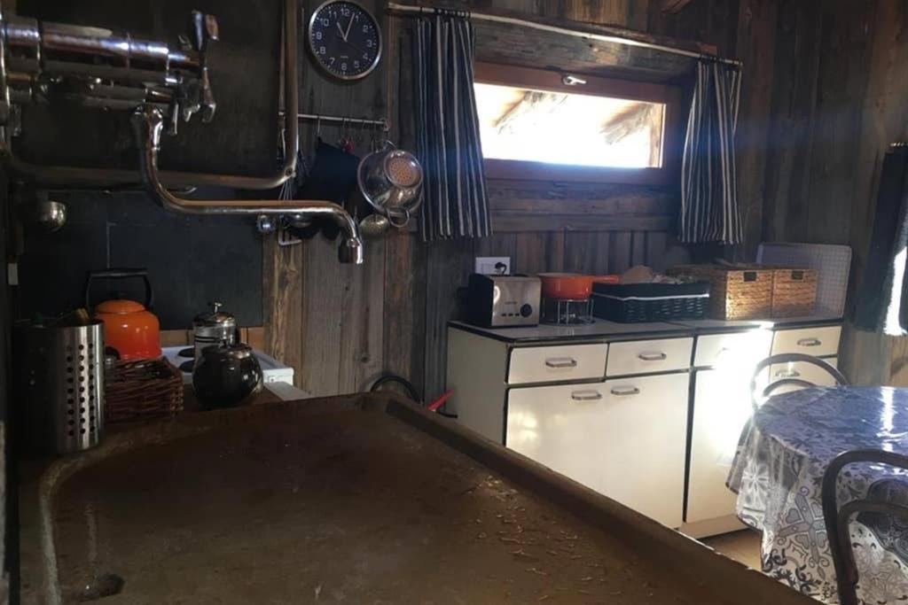 La Cabane De L'Homme Tranquille Le Tretien Buitenkant foto