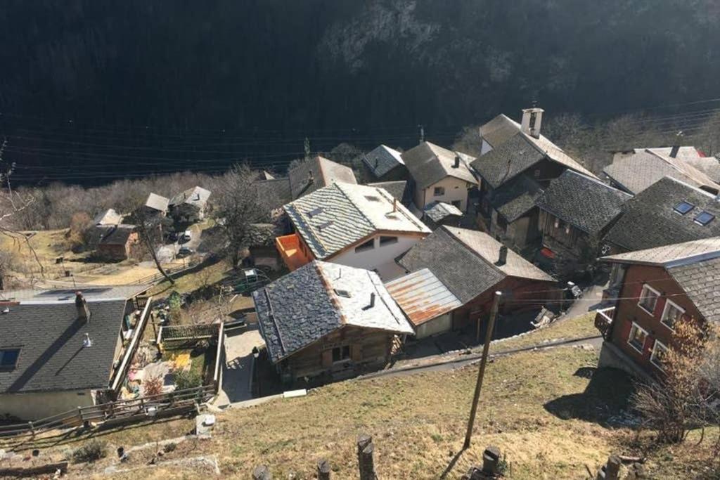 La Cabane De L'Homme Tranquille Le Tretien Buitenkant foto