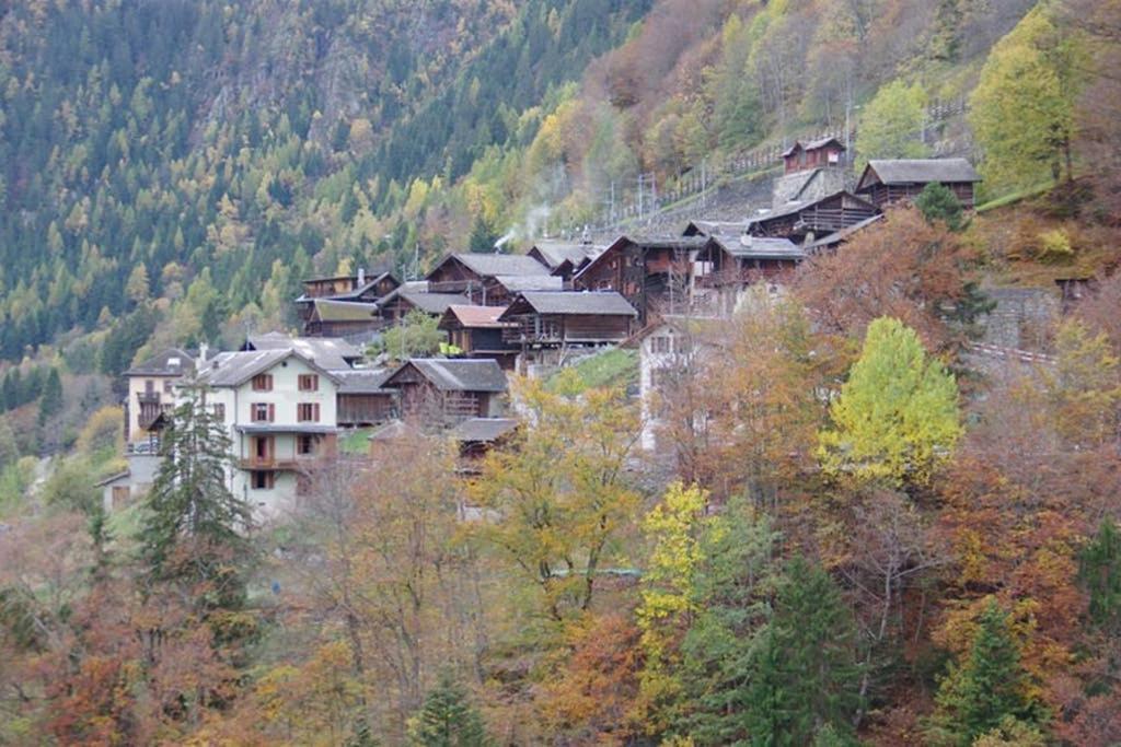 La Cabane De L'Homme Tranquille Le Tretien Buitenkant foto