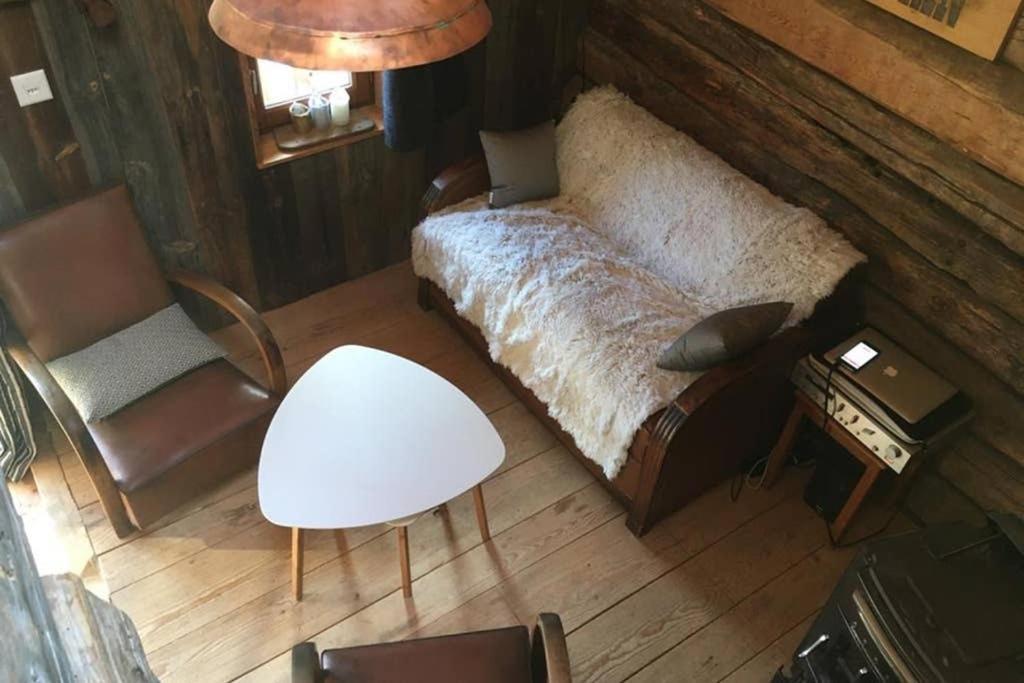 La Cabane De L'Homme Tranquille Le Tretien Buitenkant foto